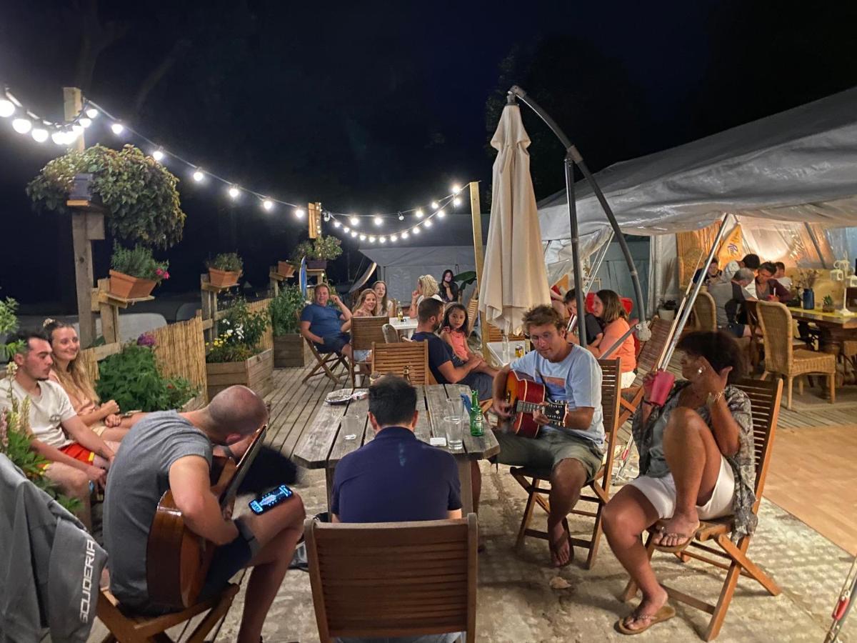 מלון Aparra Surfcamp אונדאיי מראה חיצוני תמונה
